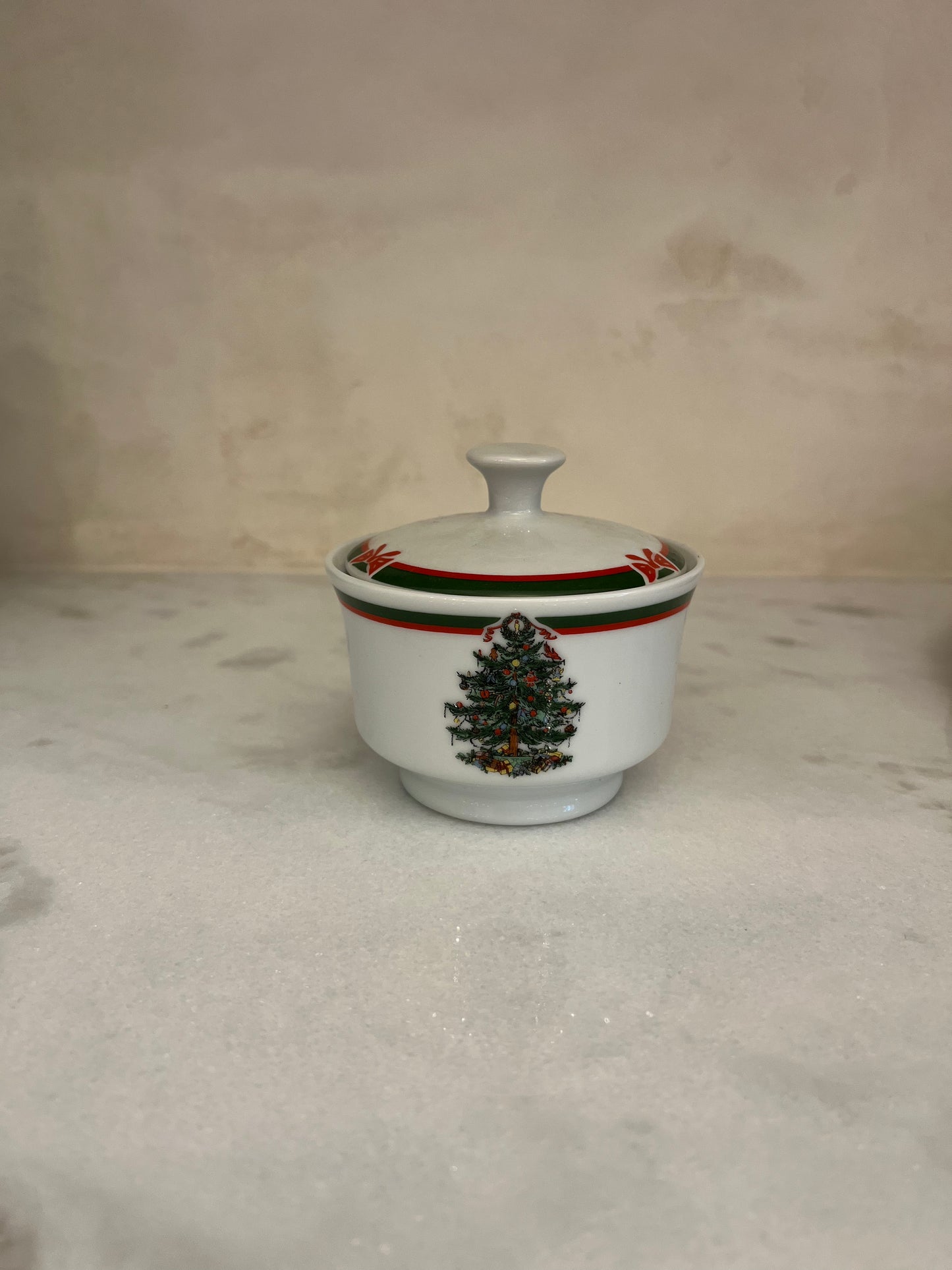 Vintage Christmas Lidded Candle
