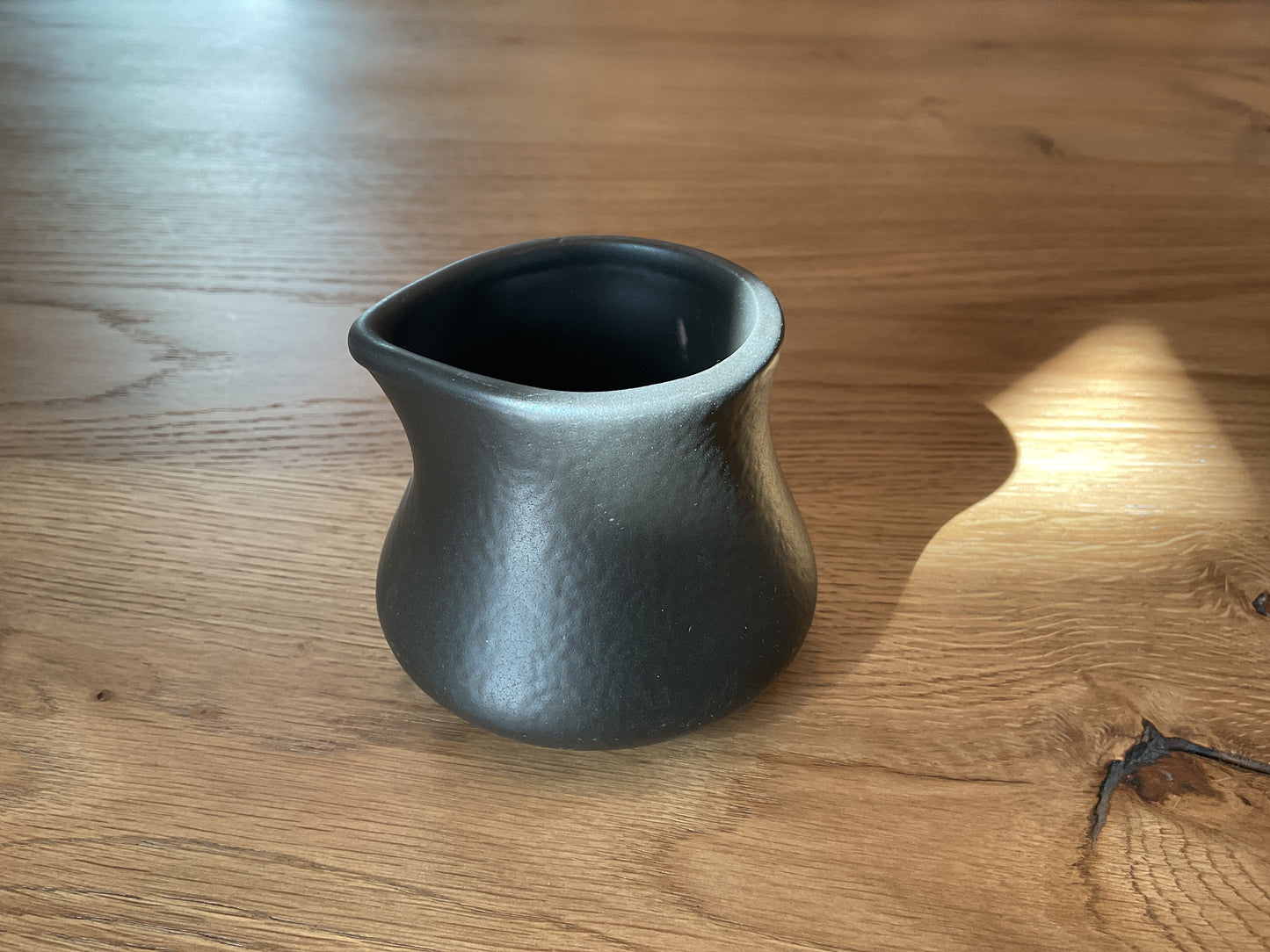 Black Creamer