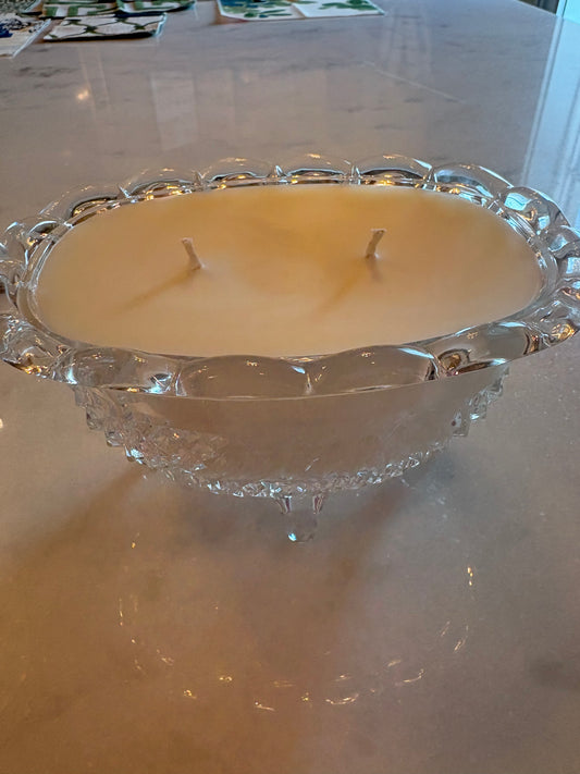 Vintage crystal bowl with legs candle