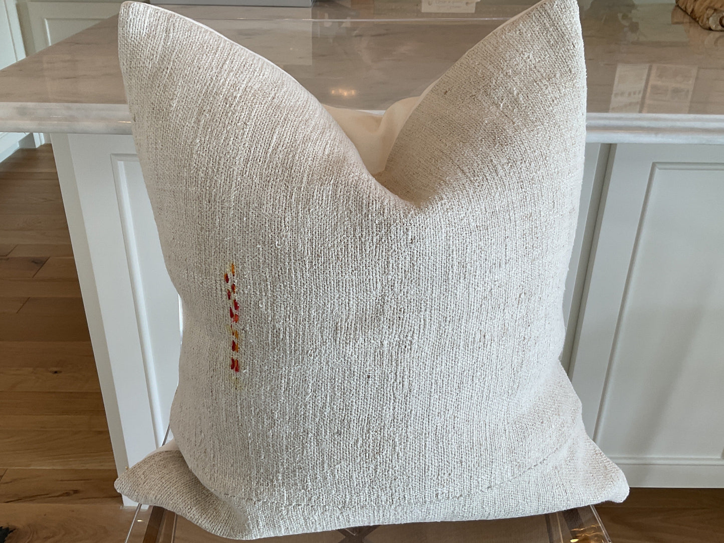 Round Top Pillow Size 20x20
