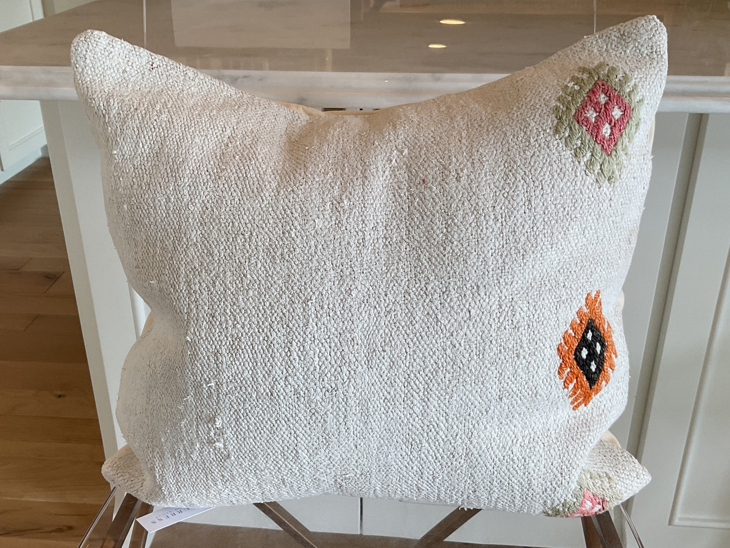 Round Top pillows size 18x18