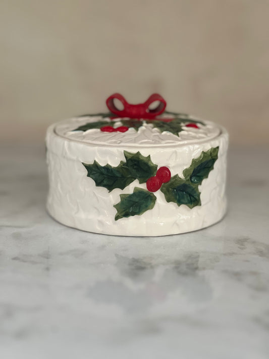 Vintage Holly Bow Candle