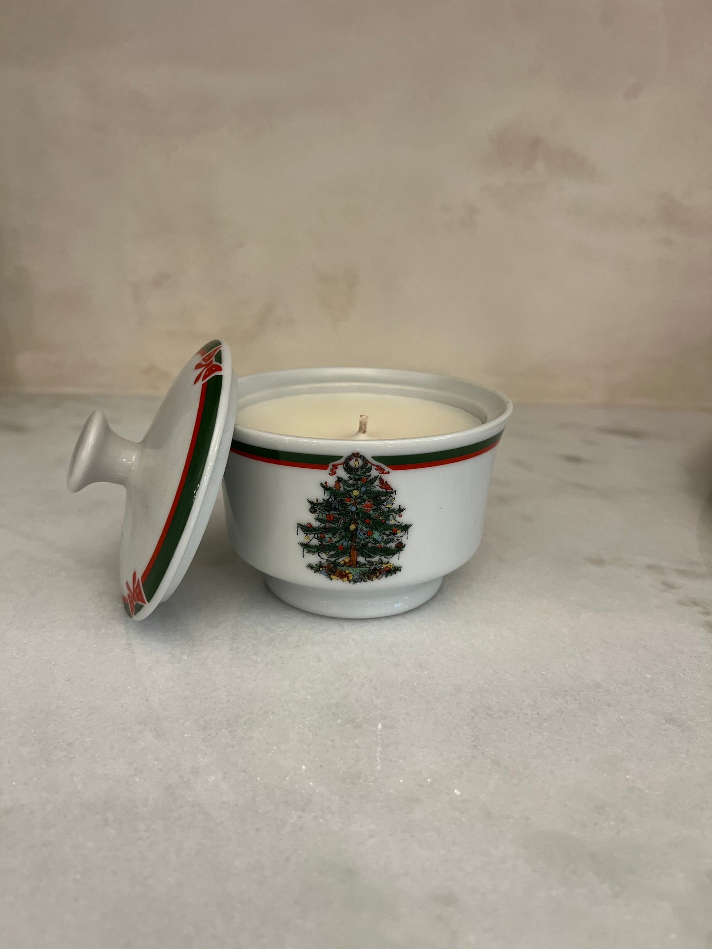 Vintage Christmas Lidded Candle